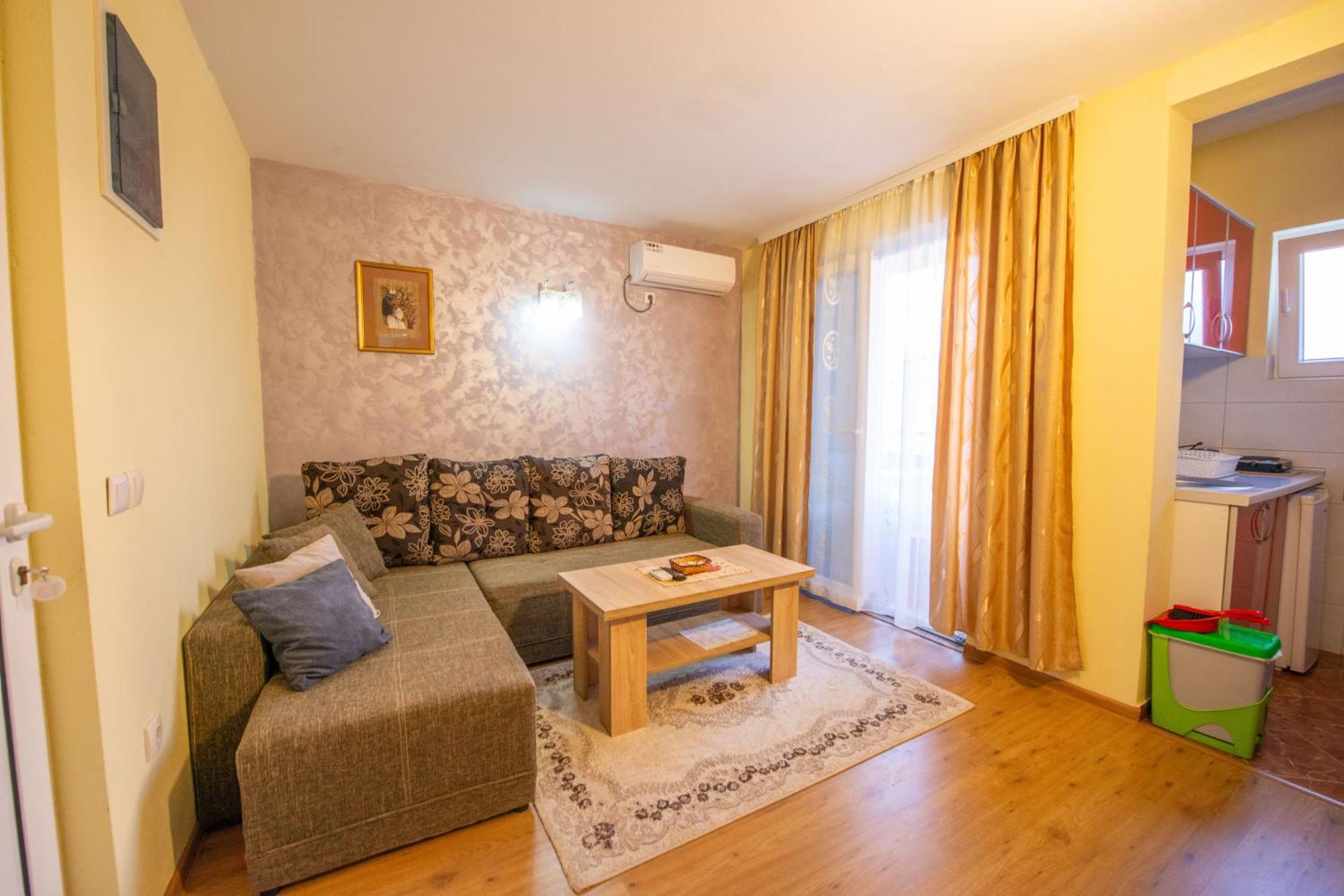 Apartments And Bungalow Casa Palma Ulcinj Exterior foto