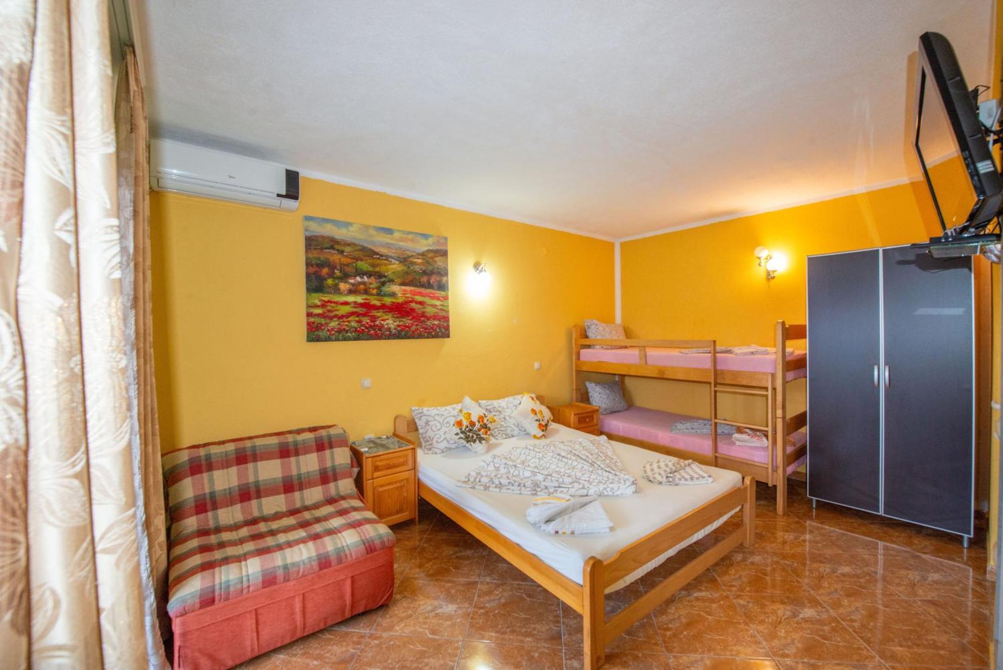 Apartments And Bungalow Casa Palma Ulcinj Habitación foto