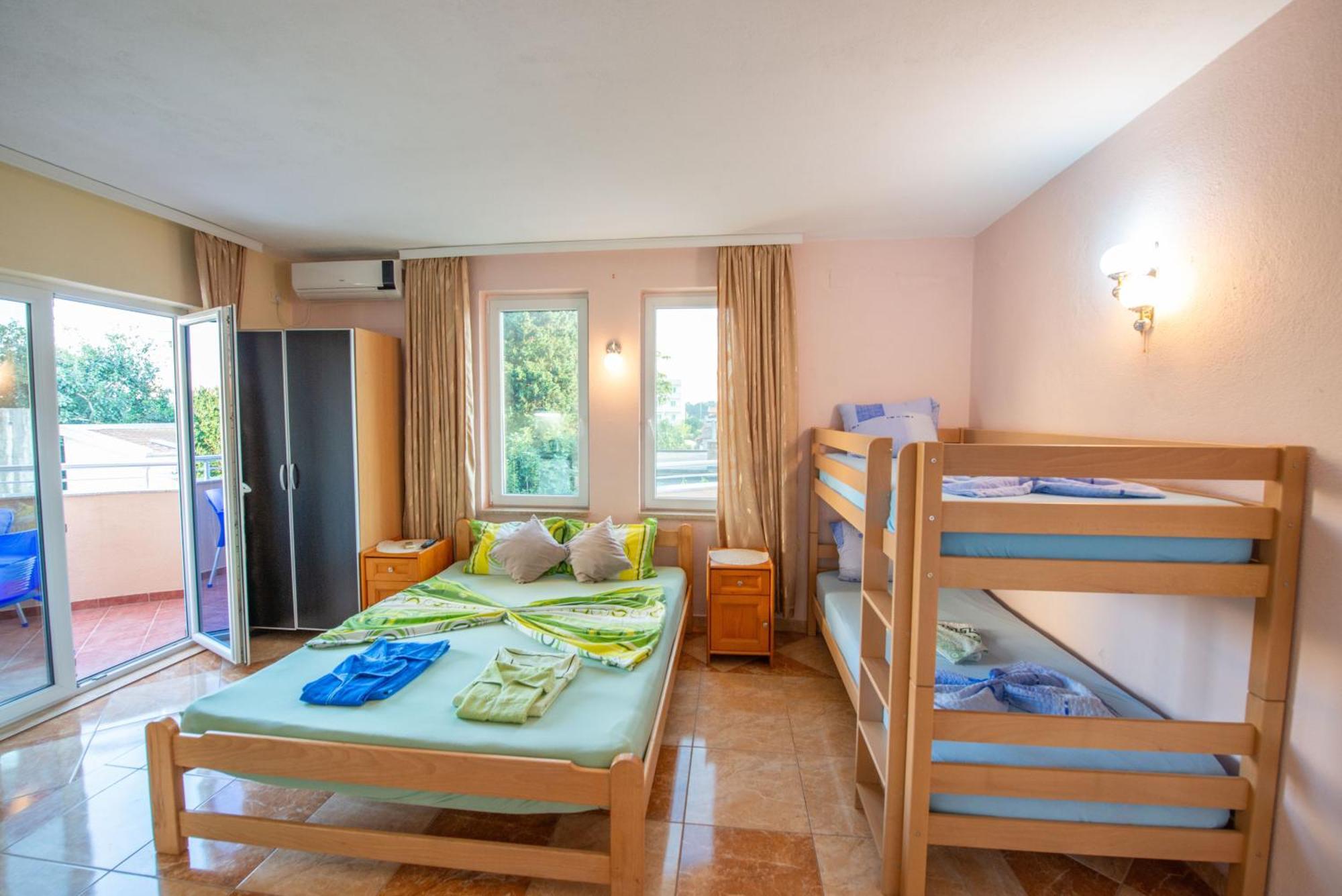 Apartments And Bungalow Casa Palma Ulcinj Habitación foto